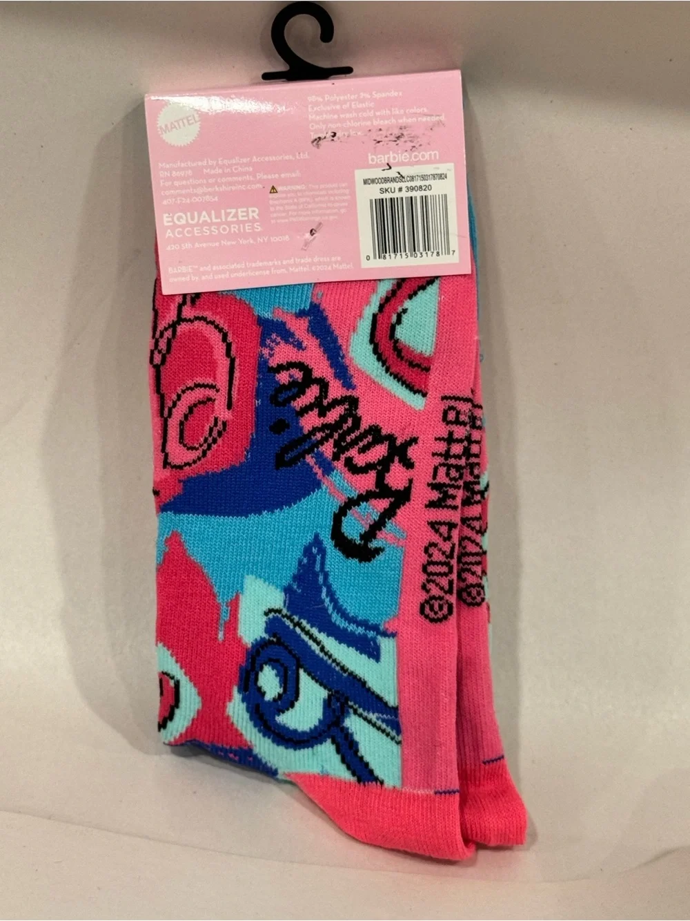 Adult Mattel Barbie Crew Socks Size 9-13 Brand New‎ NWT Polyester Spandex Blend